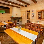 Schneekonig Szálloda 4*
