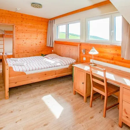 Schneekonig Szálloda 4*